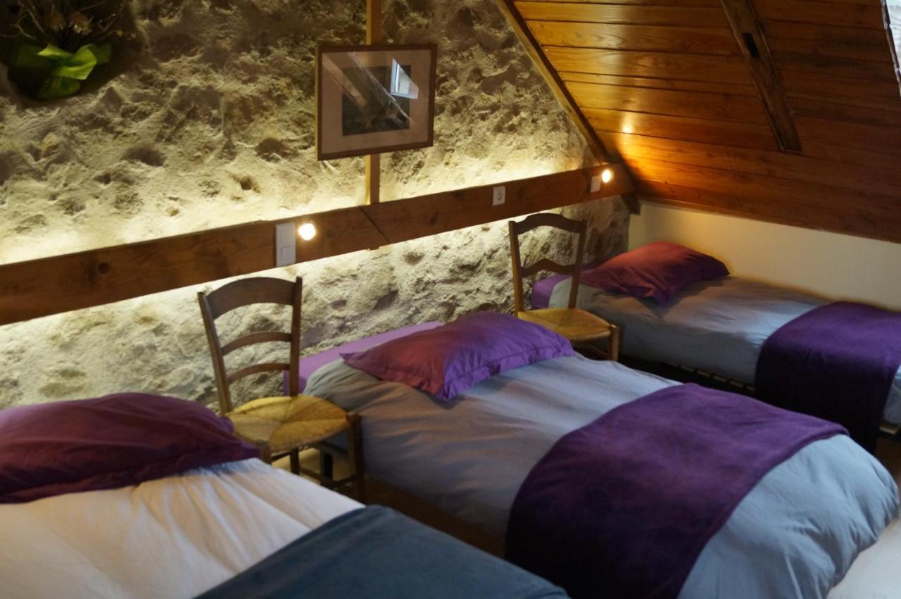 Gite De 15 Places En Chambre De 2, 4, 5 Personnes Saint-Exupéry-les-Roches Buitenkant foto
